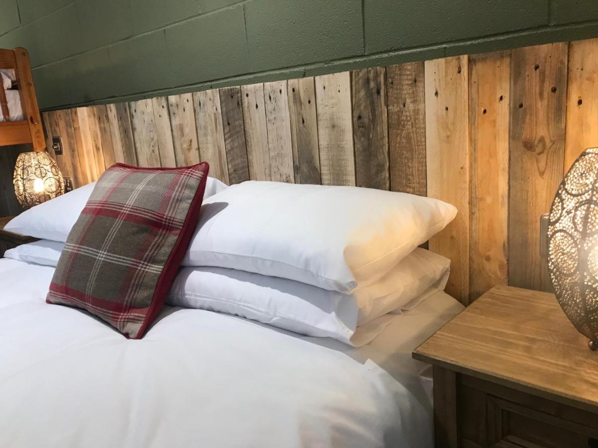 Rostrevor Mountain Lodge - Glamping Pods - Revive Sauna & Hot Tubs 外观 照片