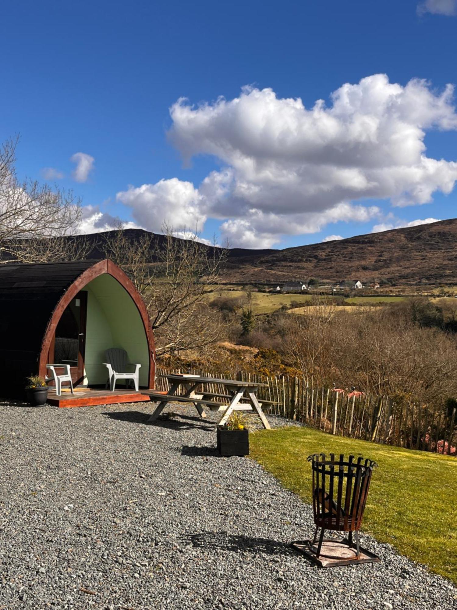Rostrevor Mountain Lodge - Glamping Pods - Revive Sauna & Hot Tubs 外观 照片